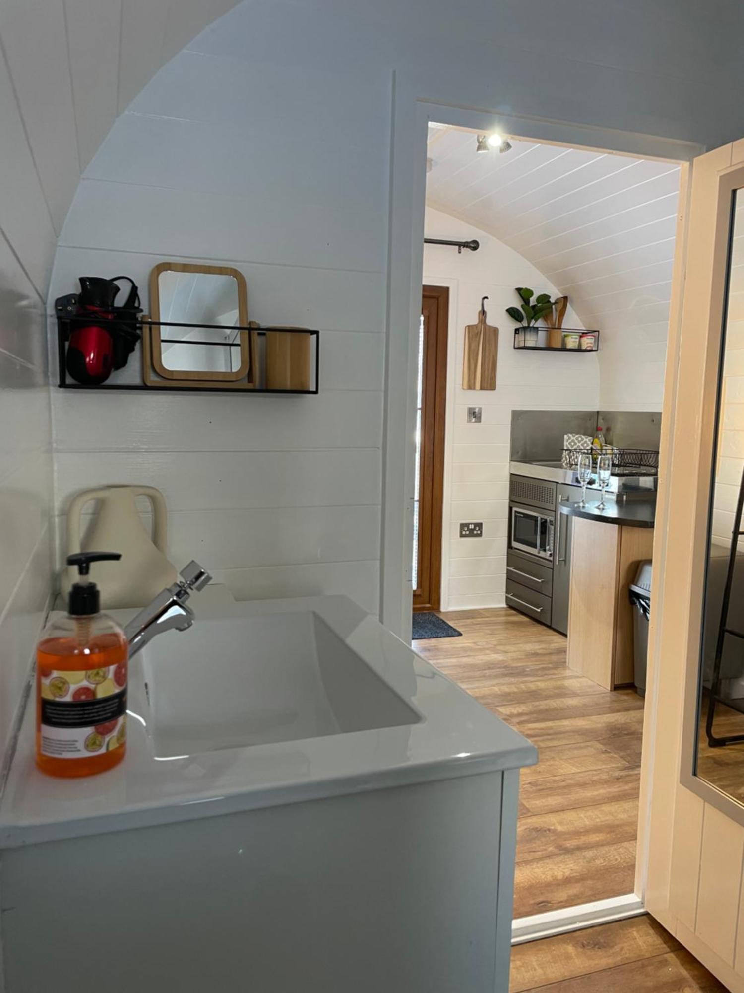 Highland Stays - The Oaks Studio Pod Fort William Exterior photo